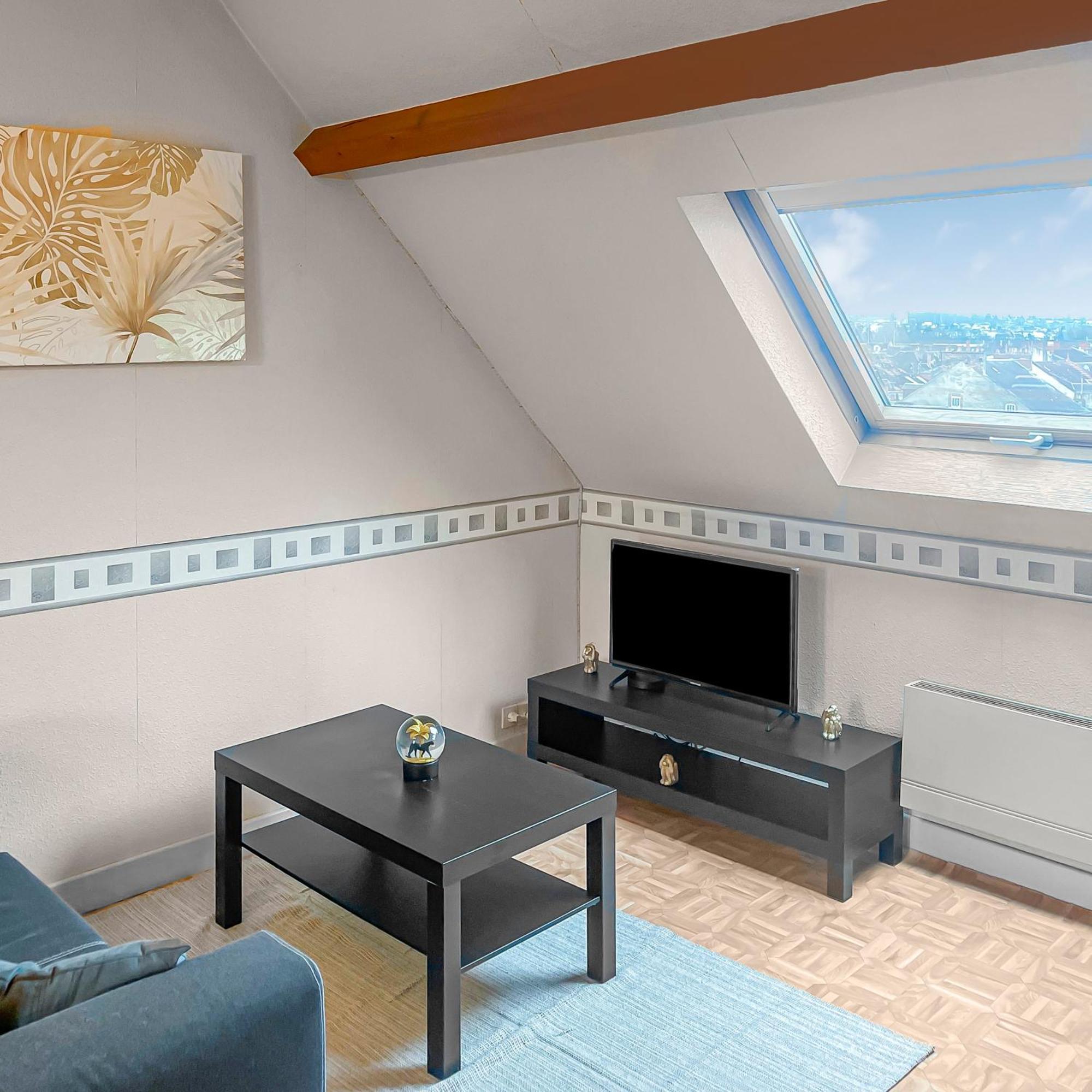 Apartamento Pied-A-Terre A Montluçon Exterior foto